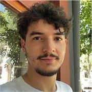 Profesor de italiano imparte clases en español o en inglés a estudiantes de todas la edades