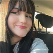 Profesora actualmente en tercer año de carrera imparte clases de matemáticas de primaria y ESO en Vigo