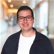 André