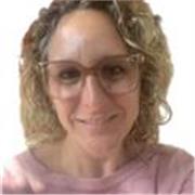 English/EAL tutor with 20 years of primary classroom teaching experience and expertise in one-to-one tuition (F2F/Online).