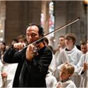 J'ai une expérience de 20 ans avec la musique et un DUMI (Diplôme universitaire musicien intervenant).