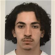 Actuellement étudiant en Licence 1 MIAGE , je propose un accompagnement dynamique en Mathématiques et en NSI.