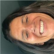 insegno italiano storia e geografia 
Amo scrivere