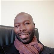 Professeur particulier donne cours de droit privé aux étudiants en licence