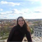 Estudiante de magisterio ofrece clases de refuerzo a niños y niñas de primaria/ESO