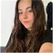 Profesora de historia para alumnos de la eso y primaria