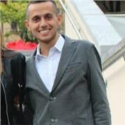 Insegnante di liceo offre ripetizioni di latino, greco, italiano e storia