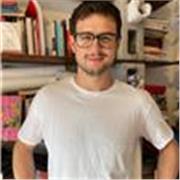 Profesor de Lengua y Literatura con vasta experiencia en todos los niveles y cargo de gestión educativa