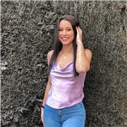 Estudiante de Magisterio imparte clases a niños de Primaria