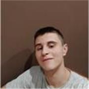 Estudiante 1º Bachillerato. Se ofrece para dar clases particulares hasta sexto de Primaria. Todas las asignaturas y durante el verano. Preferiblemente zona de Vallecas