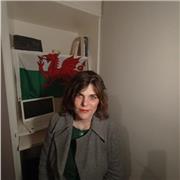 Docente d'Inglese certificata impartisce lezioni a bambini, studenti di scuola superiore e Università e ad altri adulti di tutti livelli