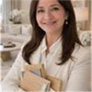 
Hola, me llamo Eugenia y soy profesora de español. Trabajo con estudiantes de diferentes países. 