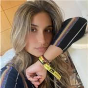 Profesora de Inglés, Matemáticas sociales, criminologia o cualquier rama de derecho imparte clases
