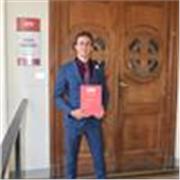 Disponibile per lezioni private/ ripetizioni personalizzate online, progettate per svelare i meccanismi della vita e delle scienze naturali