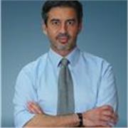Manager con lunga esperienza internazionale, MBA, con la passione per l’insegnamento. Disponibile per studenti o aziende
