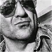 Insegnante di scuola primaria con più di 8 anni di esperienza con alunni stranieri