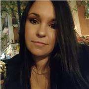 Técnica en educación infantil y Técnica en Administración y finanzas. Me gustan mucho los niños y poder lograr que le guste esta asignatura es una motivación para mí