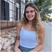 Graduada en Psicología ayuda a futuros psicólogos a entender la materia
