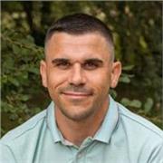 Manager expérimenté propose soutien scolaire personnalisé : aide aux devoirs (primaire/secondaire) et méthodologie efficace.