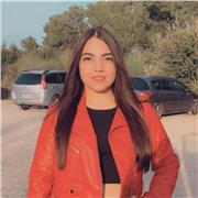 Profesora de inglés, matemáticas, castellano y catalán ofrece clases particulares para niños/as de primaria