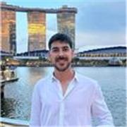 Soy licenciado en administración y poseo un EMBA (Master en dirección de empresas), tengo más de 10 años de experiencia laboral.