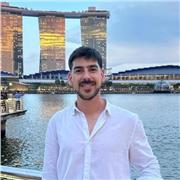 Soy licenciado en administración y poseo un EMBA (Master en dirección de empresas), tengo más de 10 años de experiencia laboral.