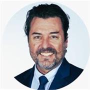 Profesor nativo cualificado y con experiencia. English, History, ToK, EE, MYP, NEW: Global Politics. 