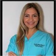 Soy dentista especialista en Cirugía Maxilofacial. Doy clases particulares online o presenciales en Barcelona de anatomía, patolg