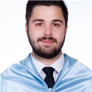 Soy profesor de Historia para alumnos de la ESO y Bachillerato. También doy Historia de la Filosofía.