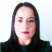 profesor de apoyo en escritura creativa, lectura y literatura