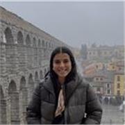 Profesora de economía o matemáticas para alumnos entre 2 ESO - 1 BACHILLERATO