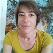 Cours de dessin, peinture, histoire de l'art et art contemporain. Accompagne aussi des projets artistiques personnels