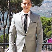 “Looking to improve your English? I’m Raafat, an experienced online English tutor with a proven track record from Englease! I make