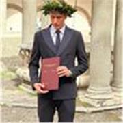 Laureato in ingegneria impartisce lezioni di matematica e fisica per studenti delle superiori e medie