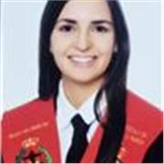 Graduada en derecho. Experiencia previa con niños como monitora de actividades extraescolares en un colegio público y en escuelas 