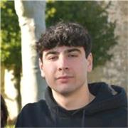 Profesor de inglés apto hasta segundo de bachillerato.