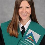 Mi nombre es Aitana, soy graduada en Maestra de Educación Primaria y doy clases particulares para todas las materias de Primaria y hasta segundo de E.S.O en El Campello, Alicante. En mis sesiones priorizo establecer una buena conexión con el alumno para q