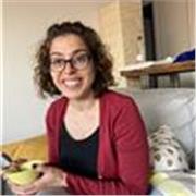 Soy diplomada y profesional experta en contabilidad tanto práctica como teórica. Puedo dar clases a cualquier nivel formativo. 
