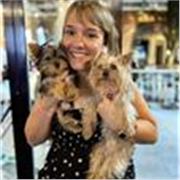 Periodista y maestra de primaria (y apoyo educativo y audición y lenguaje) dispuesta a dar clases a todos los niveles. 