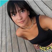 Estudiante con interés en ofrecer clases particulares de inglés, francés o química a todos los cursos y edades.