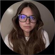Profesora de inglés para extranjeros, tanto para mayores como para niños.