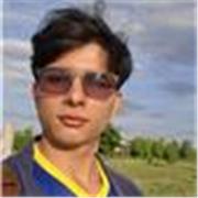 Professor de Português e Inglês, formado com graduação em Letras