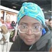 Professeur de Français à distance. Formation journalistique et master en sciences humaines 