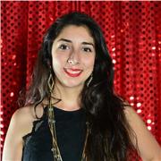 Profesora de música para clases particulares de canto, piano, teoría musical, guitarra, etc