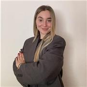 Profesora de Matemáticas y varias materias más. Tengo experiencia en dar clase a niños desde los 18 años