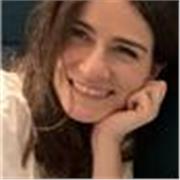 Lezioni di diritto su misura per lo studente in questione. Insegnate preparata, paziente e appassionata di insegnamento.