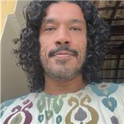 Professor de inglês para aulas online com experiência com jovens e adultos