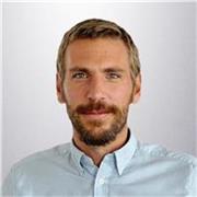 Music production tutor in online. Degree in Digital Music Technology and 25 years working in studios and on live stages.