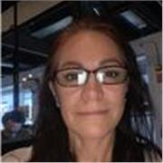 Maestra de español, especialidad en redacción y ortografía