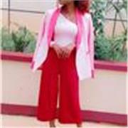 I help learners speak and write English confidently.